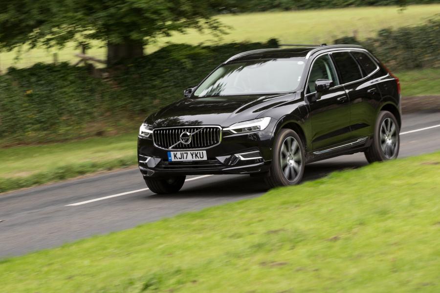  Volvo XC60 T8 Inscription 2017 года  (UK) (фото 39 из 40)